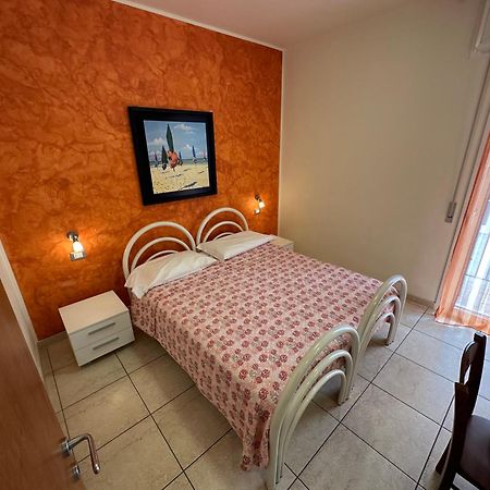 Appartamenti Levante - Agenzia Cocal Caorle Exteriör bild